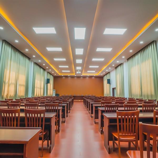 Arctic Tek se spécialise dans la gestion thermique, fournissant des systèmes de refroidissement compacts et efficaces pour diverses industries. Arctic Tek se spécialise dans la gestion thermique, fournissant des systèmes de refroidissement compacts et efficaces pour diverses industries.