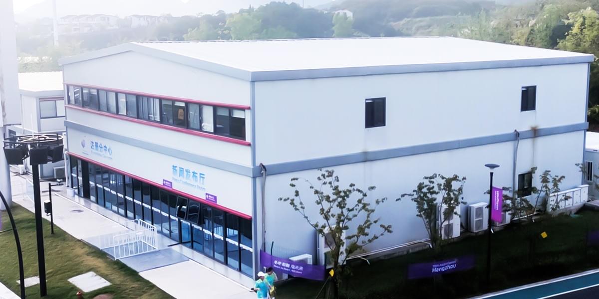 Arctic Tek se spécialise dans la gestion thermique, fournissant des systèmes de refroidissement compacts et efficaces pour diverses industries. Arctic Tek se spécialise dans la gestion thermique, fournissant des systèmes de refroidissement compacts et efficaces pour diverses industries.