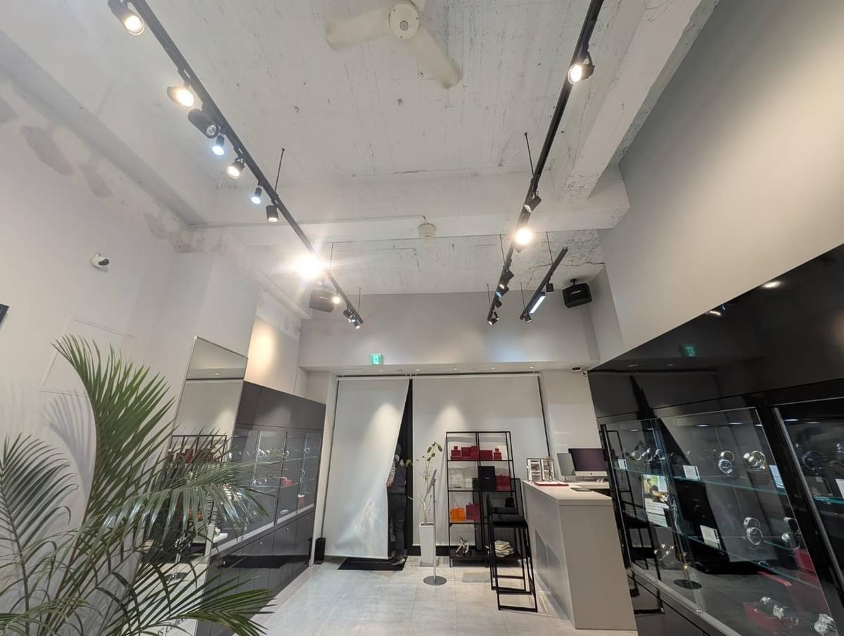 - Sato Ken "I really glad that I requested Fukuchisen Construction. The new house was completed as hoped, and the whole family is very satisfied." We are helping to shape our customers' dream homes. new construction, reform, store - Sato Ken "I really glad that I requested Fukuchisen Construction. The new house was completed as hoped, and the whole family is very satisfied." We are helping to shape our customers' dream homes. new construction, reform, store