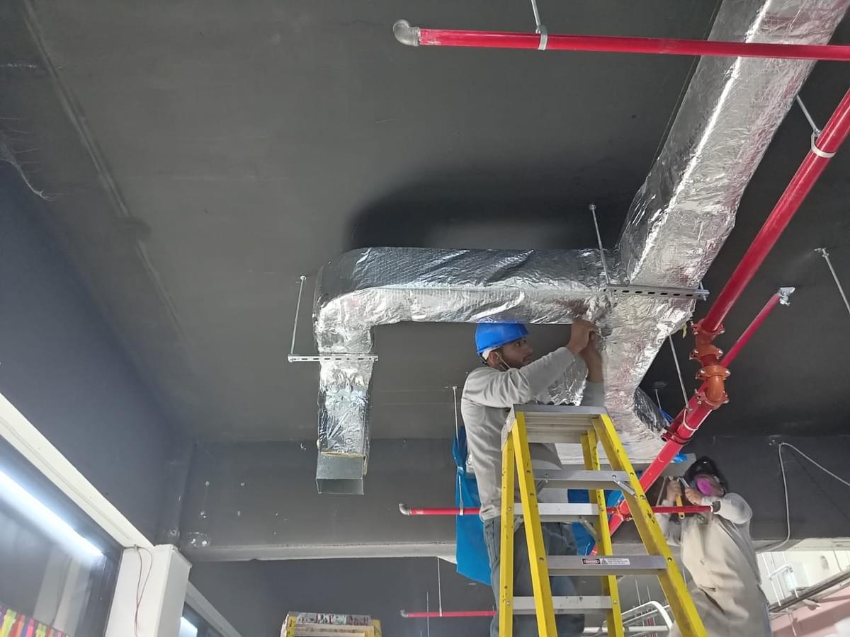 Our advanced ventilation systems are engineered to promote air quality and comfort in any setting. We focus on innovative designs that improve airflow, reduce energy consumption, and create healthier environments for both residential and commercial spaces. Ventilation Systems What We Do Contratistas de refrigeración , ventilación y aire acondicionado Our advanced ventilation systems are engineered to promote air quality and comfort in any setting. We focus on innovative designs that improve airflow, reduce energy consumption, and create healthier environments for both residential and commercial spaces. Ventilation Systems What We Do Contratistas de refrigeración , ventilación y aire acondicionado