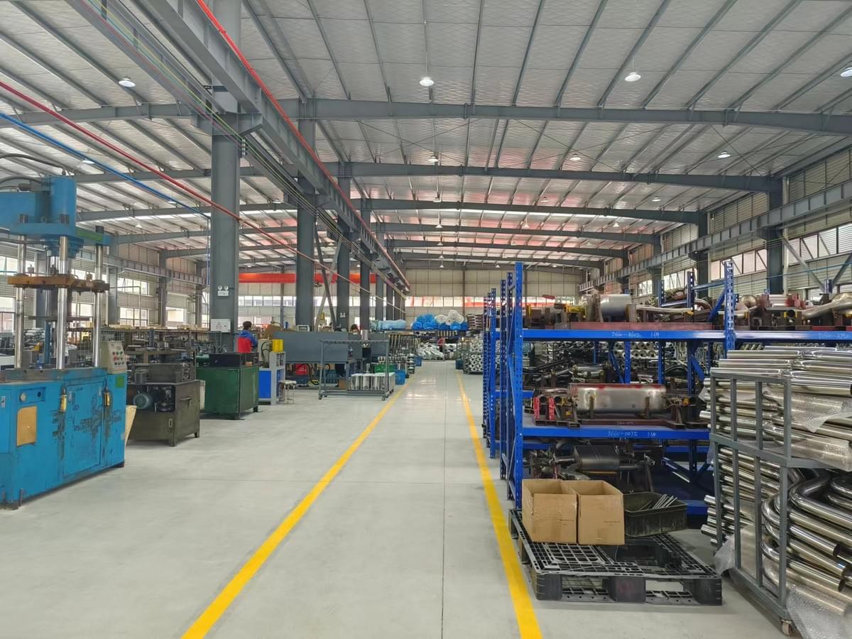 Our team is always ready to answer your questions, provide professional advice, and ensure you find the right accessories. professional customer service The services we provide automobile parts Our team is always ready to answer your questions, provide professional advice, and ensure you find the right accessories. professional customer service The services we provide automobile parts