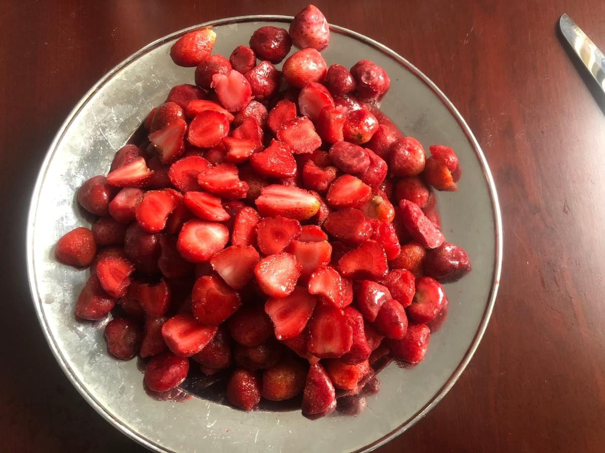 IQF Broken Strawberries American No.13 Variety