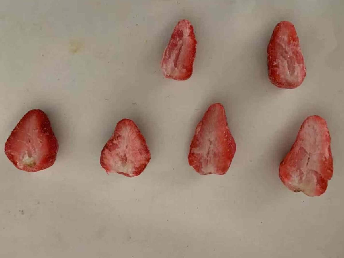IQF Strawberries Brokens R7 Variety
