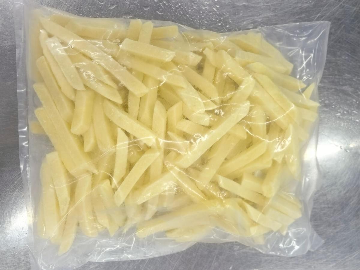 crispy straight cut frozen French fries crispy straight cut frozen French fries