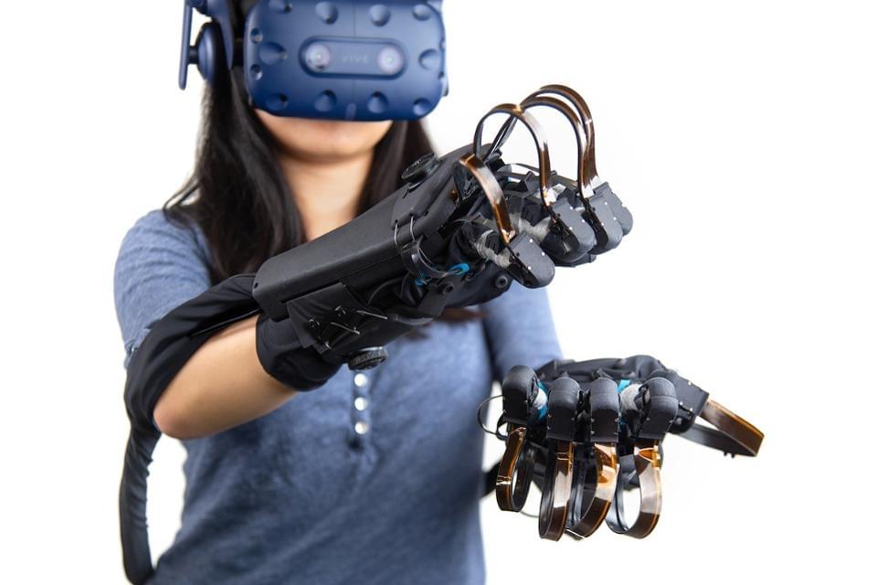 HaptX data gloves are about to be commercialized. HAPTX HaptX data gloves are about to be commercialized. HAPTX