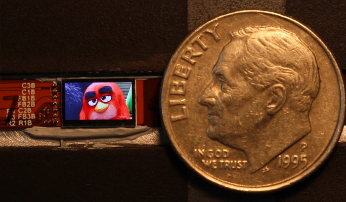 Ostendo QPI® display showing the trailer to The Angry Birds movie. OSTENDO Ostendo QPI® display showing the trailer to The Angry Birds movie. OSTENDO