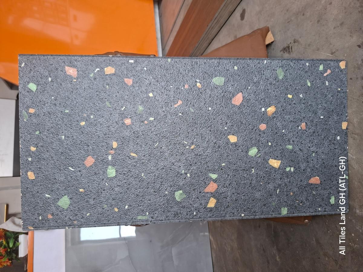 Premium Outdoor Wall Tile – 30 × 60 cm (First Grade – A01)