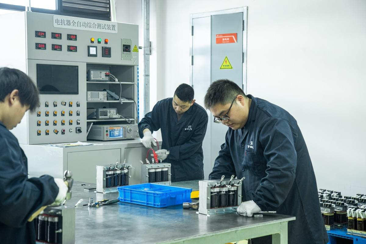 Reactor Production Workshop/Detuned Reactor / Harmonic Blocking Reactor Reactor Production Workshop/Detuned Reactor / Harmonic Blocking Reactor