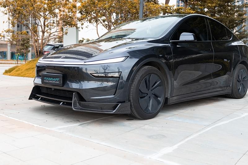 Tesla Model Y 2025 latest dry carbon fiber body kit front lip diffuser side skirts