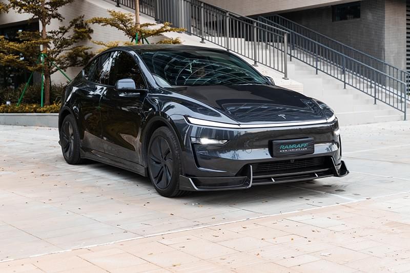 Tesla Model Y 2025 latest dry carbon fiber body kit front lip diffuser side skirts