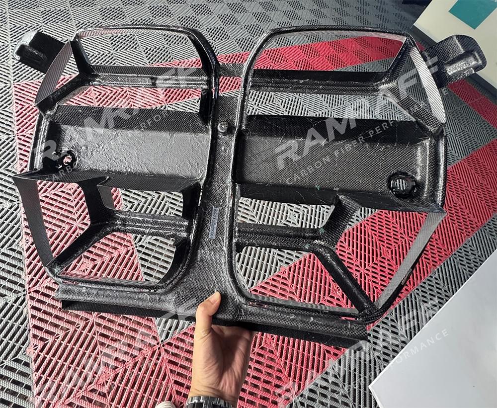 Silver Dry Carbon Fiber Front Grille for BMW G80 M3 & G82/G83 M4 (2021+)