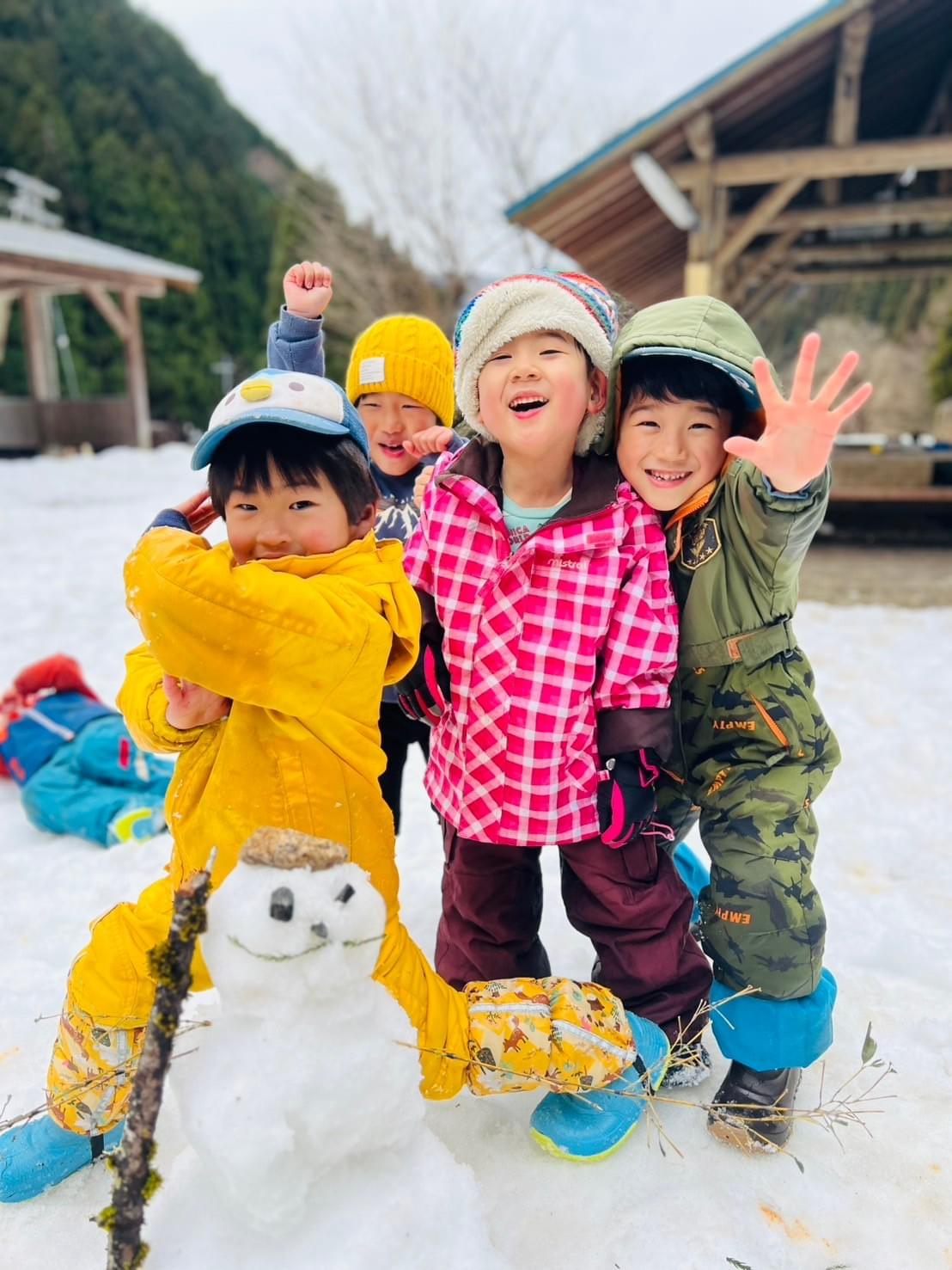 Our forest kindergarten was founded by challengers. Children are in an environment where they can challenge their own limits and grow. New discoveries are waiting! nurturing the spirit of the challenger The charm of forest kindergarten Starting nursery school study abroad at the wildest kindergarten in Japan located in Tottori Prefecture! Features are as follows: "The wildest kindergarten in Japan founded by 'challengers' Special concierge support for visits and stays Encounters that stimulate curiosity. Our forest kindergarten was founded by challengers. Children are in an environment where they can challenge their own limits and grow. New discoveries are waiting! nurturing the spirit of the challenger The charm of forest kindergarten Starting nursery school study abroad at the wildest kindergarten in Japan located in Tottori Prefecture! Features are as follows: "The wildest kindergarten in Japan founded by 'challengers' Special concierge support for visits and stays Encounters that stimulate curiosity.