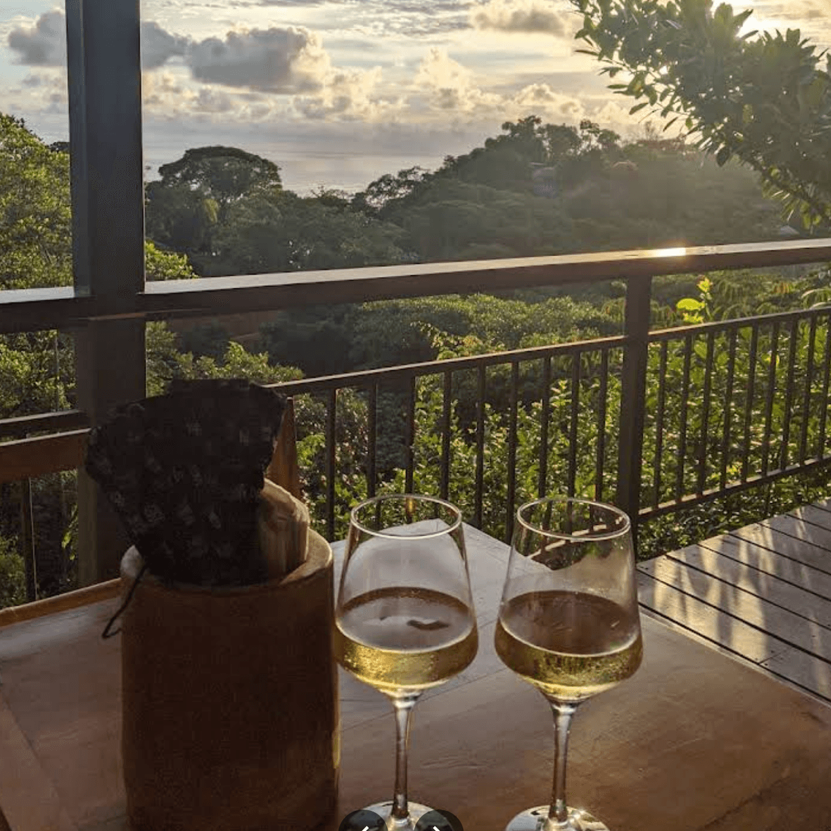 The Bamboo Room Restaurant, Ojochal, Costa Rica The Bamboo Room Restaurant, Ojochal, Costa Rica