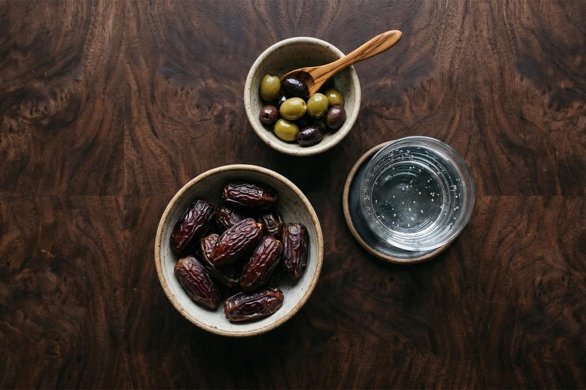 The First Meal to Break Fast: Dates, Water, and Small Sweets The First Meal to Break Fast: Dates, Water, and Small Sweets