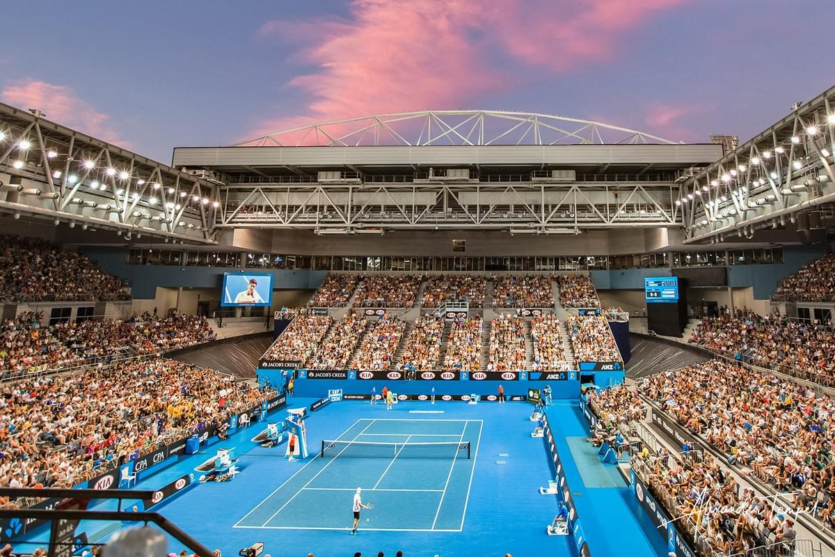 Eine Foto von den Australian Open bei Sonnenuntergang. Eine Foto von den Australian Open bei Sonnenuntergang.