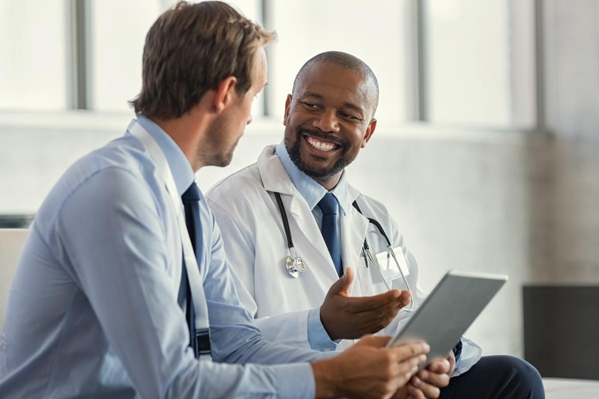 Mit medudoc können Kliniken 20% Zeit pro Patienten im Aufklärungsgespräch sparen.  Mit medudoc können Kliniken 20% Zeit pro Patienten im Aufklärungsgespräch sparen.