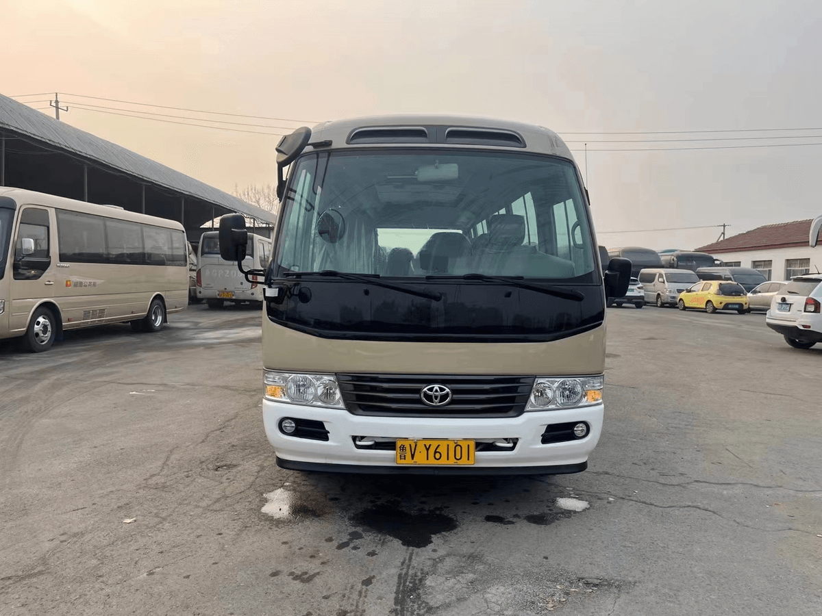 Used Mini Bus 16-Seater SAIC Coaster Diesel Minibus Passenger