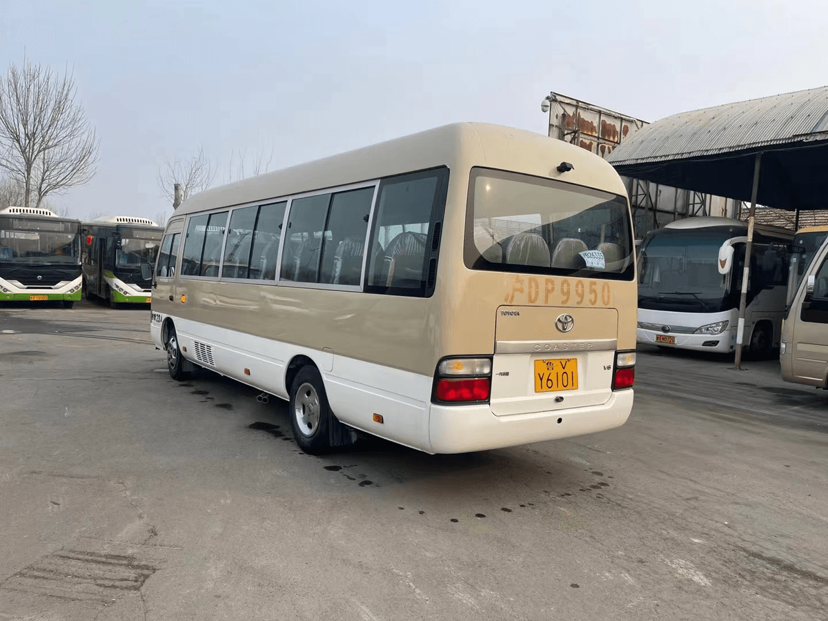 Used Mini Bus 16-Seater SAIC Coaster Diesel Minibus Passenger