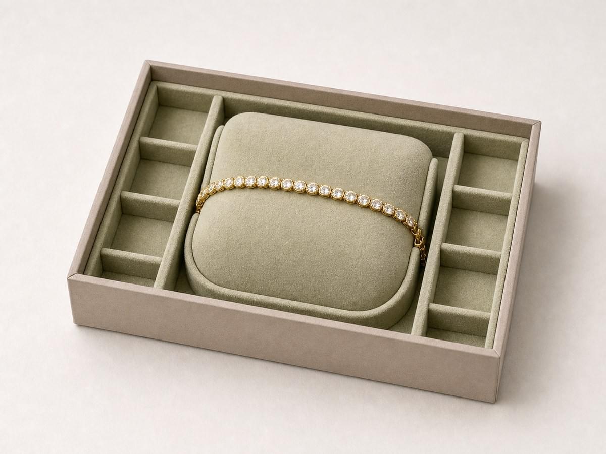 Custom bracelet and bangle support insert with shaped cushion and soft velvet lining Custom bracelet and bangle support insert with shaped cushion and soft velvet lining