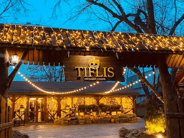 At Corten-Vin, we pride ourselves on our meticulous winemaking process. Each step, from vineyard management to bottling, is executed with precision and care, resulting in wines that exemplify refinement, balance, and sophistication. Our Craftsmanship What We Offer The enterprise "Corten-Vin Companie" SRL is located in the southern part of the Republic of Moldova and has been operating since 2011. The southern area is the most favorable for the production of high-quality wines. In the immediate vicinity of the winery is the raw material base - 520 ha of young vineyards, of varieties such as Chardonnay, Sauvignon Blanc, Pinot Gris, Cabernet Sauvignon, Cabernet Franc, Merlot, Pino Noir and others, established in 2008 - 2013.
Corten wines conquer the world with refinement, balance and elegance. Recognized at international competitions, they have been awarded numerous gold and silver medals, confirming the passion for excellence: Gold Medal, Global Masters, 2019, Gold Medal, Challenge, Germany, 2019, Gold Medal, Düsseldorf, Germany, 2025, Gold Medal, Brussels, 2023, Gold Medal, Brussels, 2021.