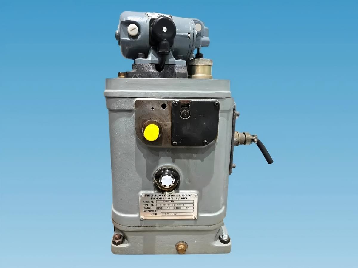 REGULATEURS EUROPA 1102 GOVERNOR