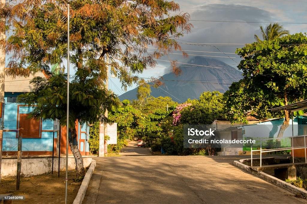 Discover the beauty of Ometepe We are a tourism agency specialized in All Inclusive packages within the island Ometepe, Nicaragua. Our service combines ecological accommodation, safe transportation, local gastronomy, and guided activities in the main natural and cultural attractions of the island. We design personalized experiences for families, students, international travelers, and groups who wish to connect with nature, explore volcanoes, discover the history of the petroglyphs with the comfort and quality of a comprehensive service. Discover the beauty of Ometepe We are a tourism agency specialized in All Inclusive packages within the island Ometepe, Nicaragua. Our service combines ecological accommodation, safe transportation, local gastronomy, and guided activities in the main natural and cultural attractions of the island. We design personalized experiences for families, students, international travelers, and groups who wish to connect with nature, explore volcanoes, discover the history of the petroglyphs with the comfort and quality of a comprehensive service.