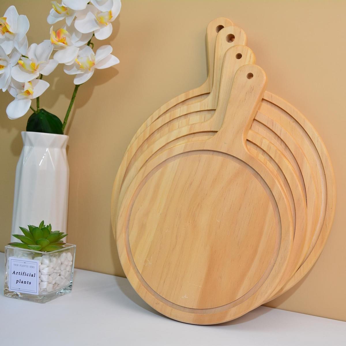Natural Wood Pizza Tray – Perfect for Slicing and Serving Your Favorite Pizzas