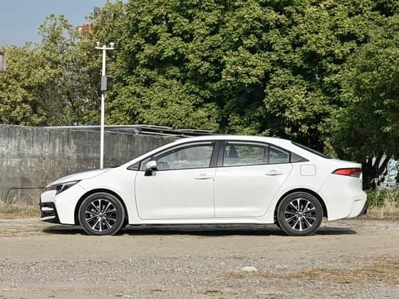 Levin (GAC Toyota) – Compact Sedan