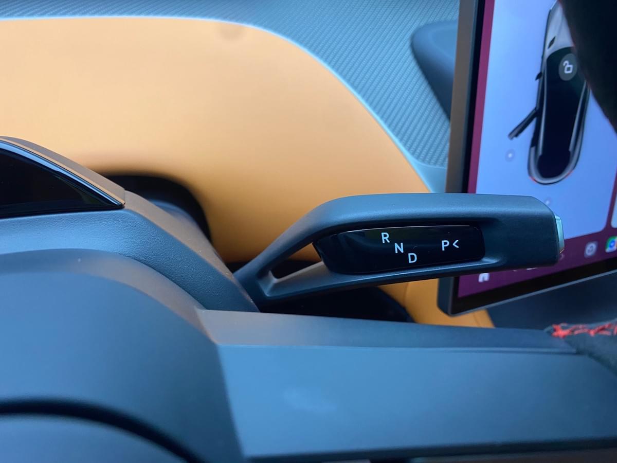 2025 China Hot Sale Xlao Mi YU7 Sporty SUV Pure Electric 800km Long Range EV Cars