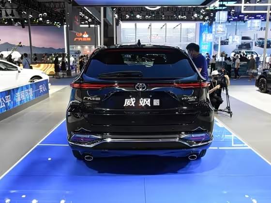 Venza (GAC Toyota) – Mid-Size Coupe-Style Crossover SUV