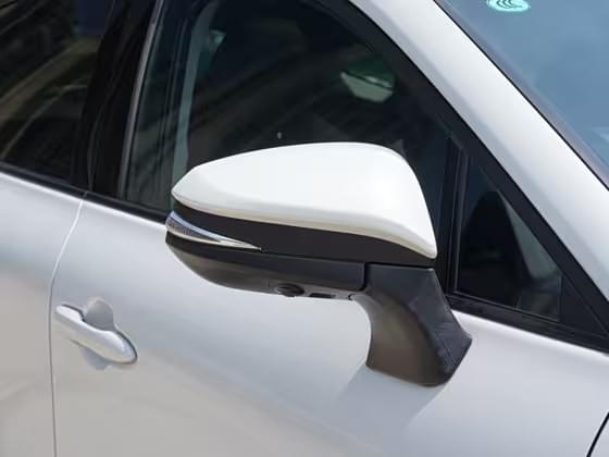 Venza (GAC Toyota) – Mid-Size Coupe-Style Crossover SUV