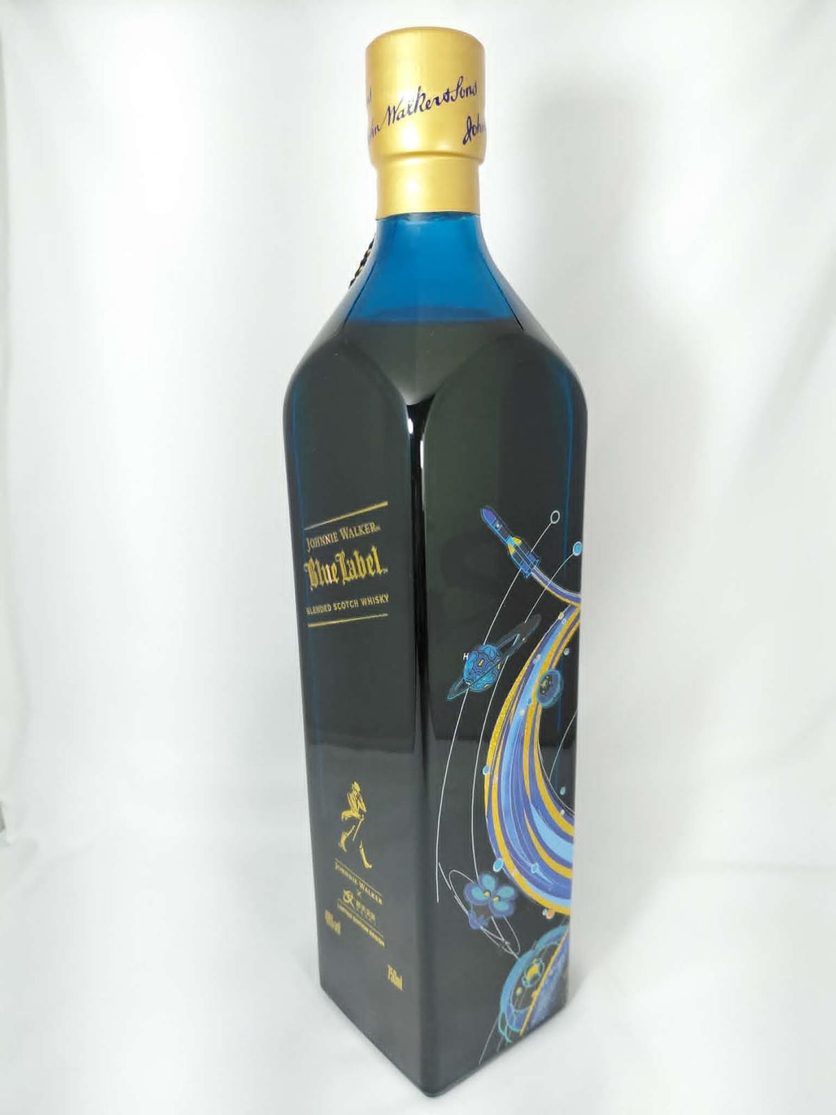Johnnie Walker Blue Label X Casci 75cl with glasses
