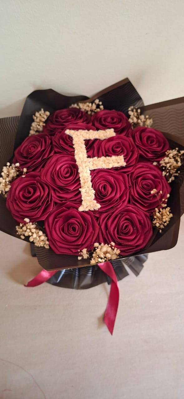 Rose Artificielle Avec Nom Ou Initiale