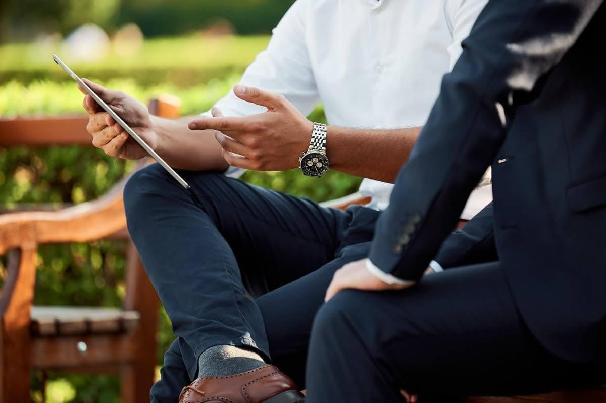 Mulailah bisnis layanan online Anda dengan Strikingly Mulailah bisnis layanan online Anda dengan Strikingly