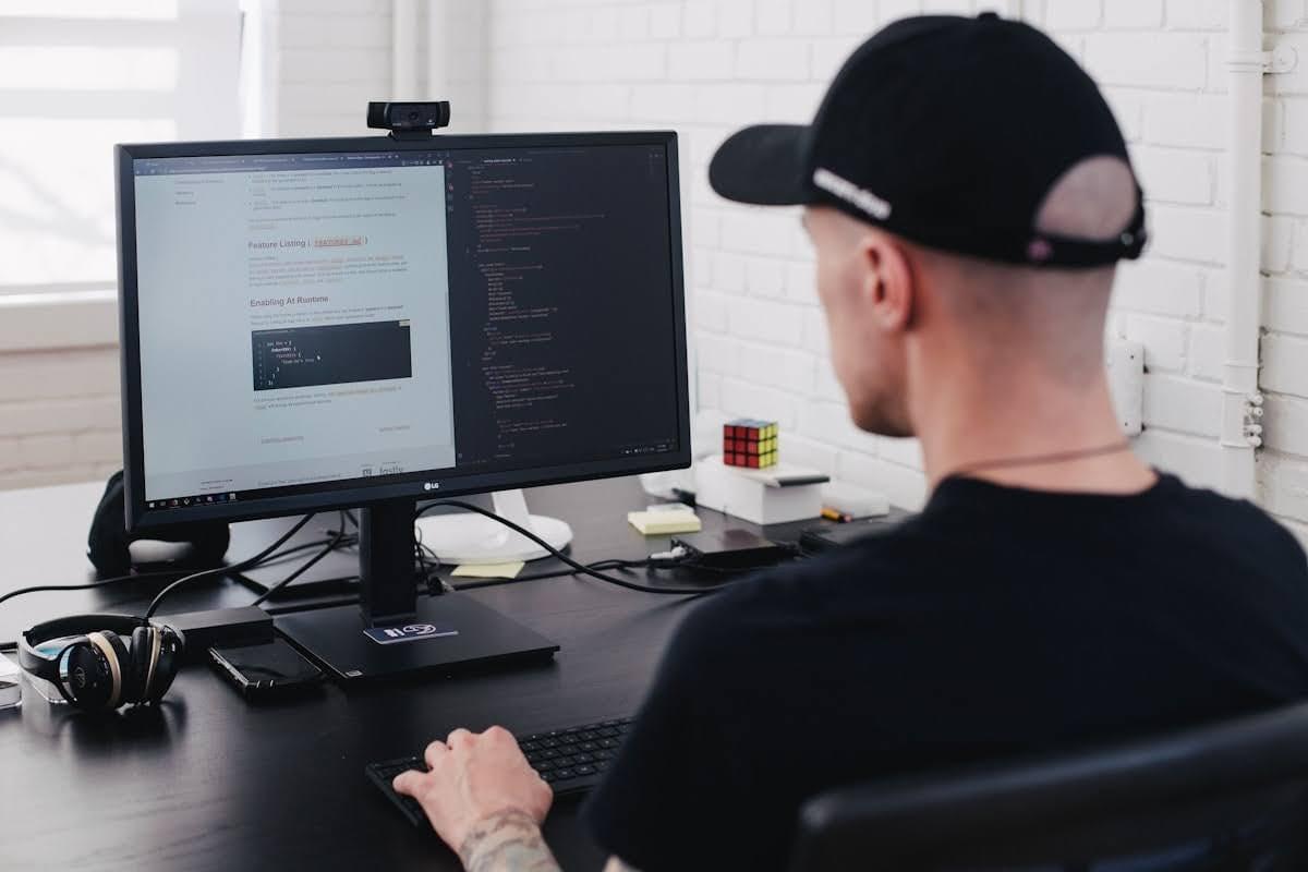 Digitální podnikatel - Udržení a škálování vašeho digitálního podniku Digitální podnikatel - Udržení a škálování vašeho digitálního podniku