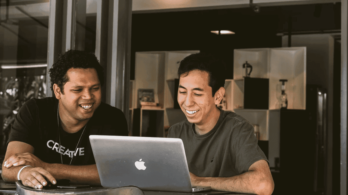 Kuasai kewirausahaan sosial dengan Strikingly Kuasai kewirausahaan sosial dengan Strikingly