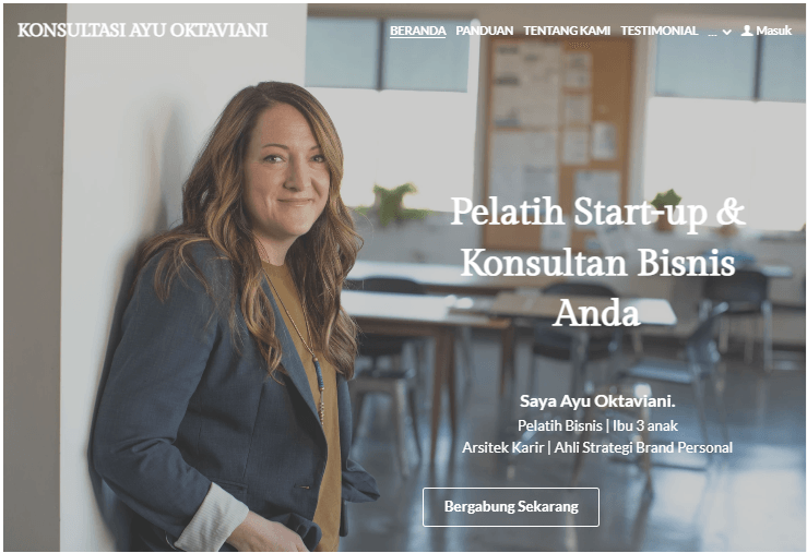 Templat Sarah Horsman dari Strikingly Templat Sarah Horsman dari Strikingly