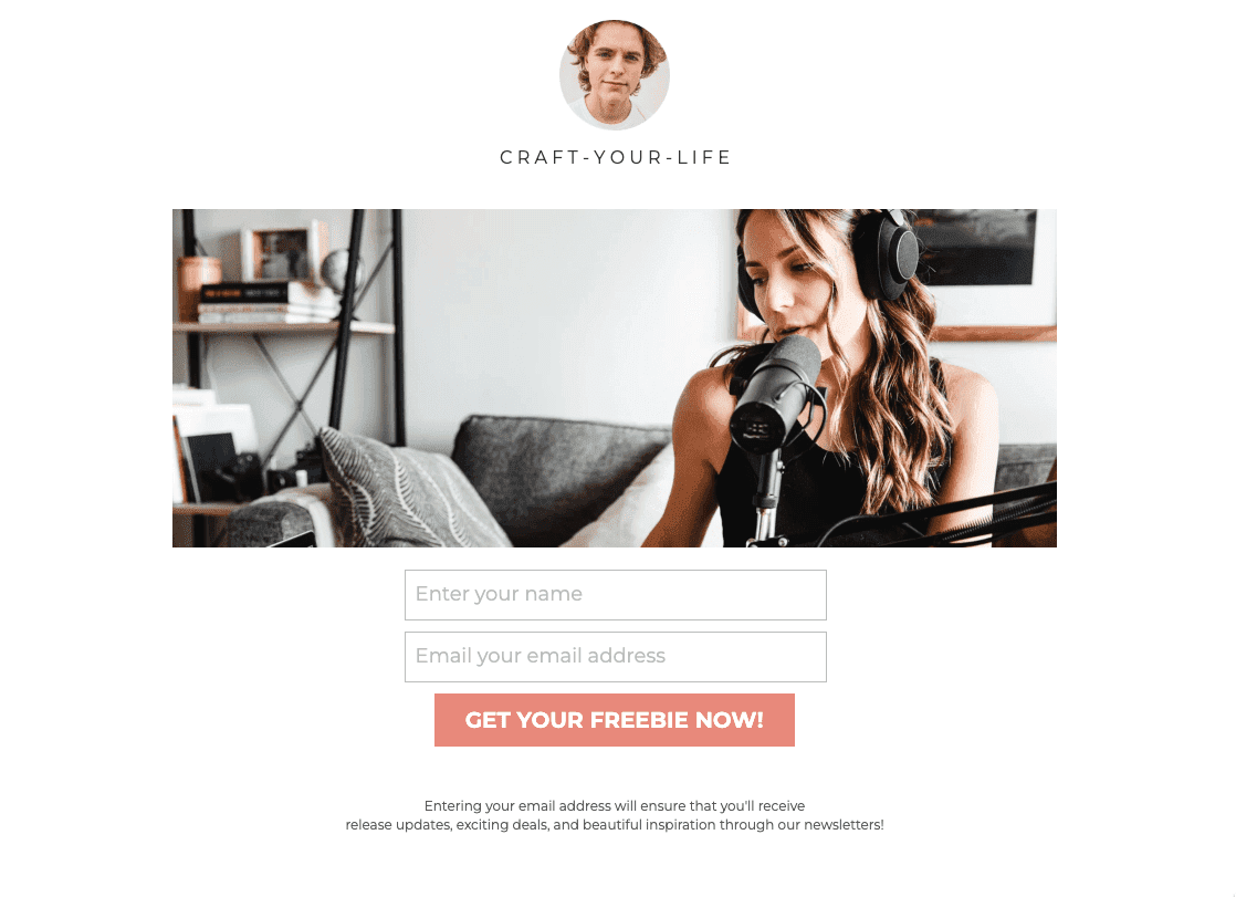 Consigue tu plantilla gratis en Strikingly Consigue tu plantilla gratis en Strikingly