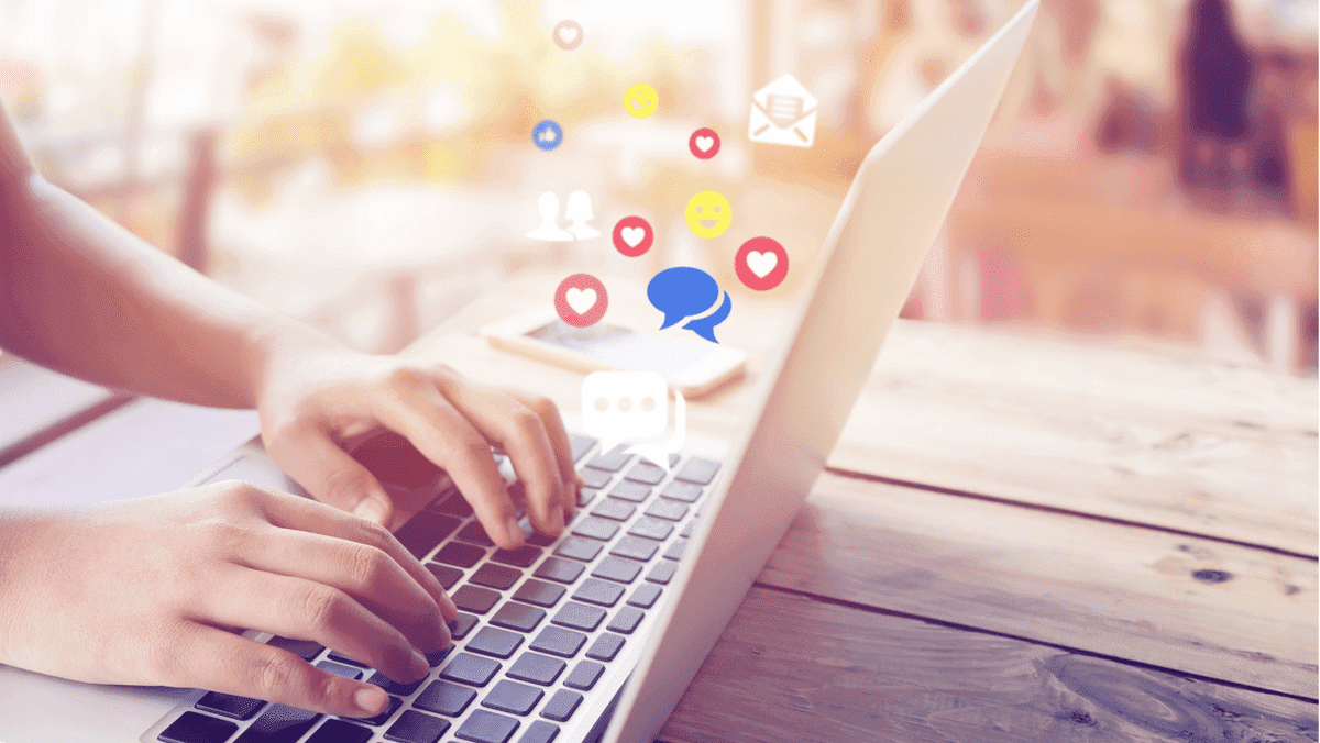 Tingkatkan Bisnis Anda dengan Layanan Pelanggan Live Chat Tingkatkan Bisnis Anda dengan Layanan Pelanggan Live Chat