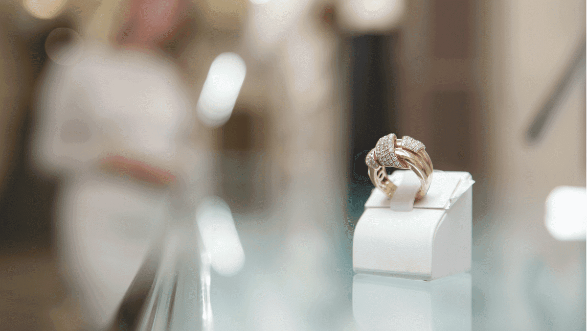 Los 10 errores más comunes que debes evitar al iniciar un negocio de joyería Los 10 errores más comunes que debes evitar al iniciar un negocio de joyería