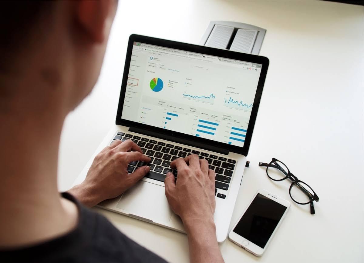 Tingkatkan Kehadiran Online Anda: Strategi untuk Meningkatkan Performa Situs Web Tingkatkan Kehadiran Online Anda: Strategi untuk Meningkatkan Performa Situs Web