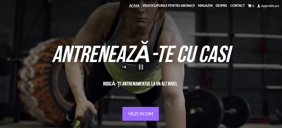 Antrenează-te cu șablonul Cathy de la Strikingly Antrenează-te cu șablonul Cathy de la Strikingly