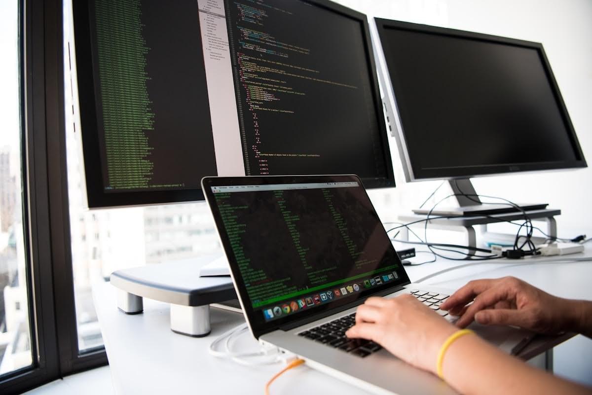 Klíčové vlastnosti, které je třeba hledat u levného webhostingu Klíčové vlastnosti, které je třeba hledat u levného webhostingu