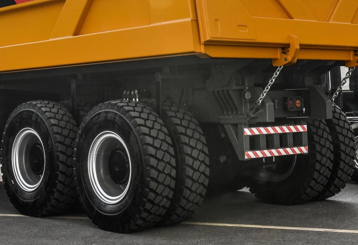 We offer extensive after-sales support, including maintenance services and spare parts availability. Our team is committed to keeping your fleet running smoothly and efficiently, minimizing downtime for your operations. Comprehensive Support What We Offer sinotruk货车经销商 We offer extensive after-sales support, including maintenance services and spare parts availability. Our team is committed to keeping your fleet running smoothly and efficiently, minimizing downtime for your operations. Comprehensive Support What We Offer sinotruk货车经销商