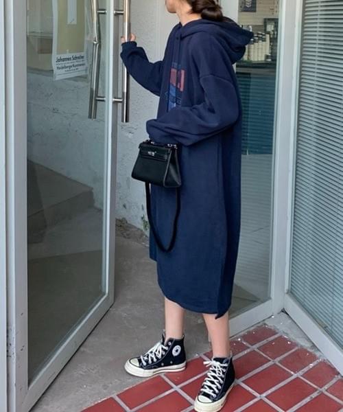 ロゴプリント スウェットワンピース/ブラック・グレー・ネイビー