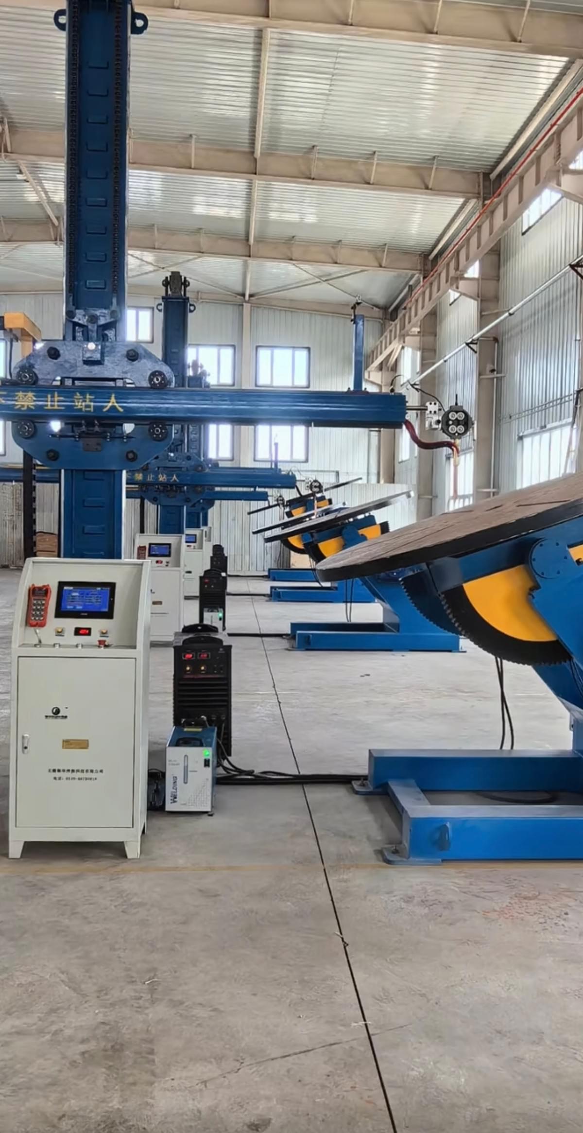 — Quality Control Specialist, Metal Parts Inc. “The team at Hanyan is professional and attentive, providing process consulting that helped us optimize our welding processes.” Our clients trust us to deliver reliable and innovative welding solutions Shandong Hanyan Automation Equipment Co., Ltd.
English Translation of the Summary:
Shandong Hanyan Automation Equipment Co., Ltd. is a technology-driven enterprise specializing in the R&D, manufacturing, and sales of welding auxiliary equipment, dedicated to providing efficient and reliable supporting equipment and solutions for the metal welding and fabrication industry.
Its main product range includes welding roller beds (available in automatic and adjustable models, suitable for circumferential seam welding of cylinders and pipes of various sizes) and light-duty welding positioners (with load capacities from 30 kg to 50 kg), which enable precise tilting and positioning of workpieces, thereby improving welding quality and operational efficiency.
In addition, the company offers a variety of automatic welding centers, special-purpose welding machines, and process consulting services, capable of meeting diverse customer needs – from individual machines to fully automated welding production lines. — Quality Control Specialist, Metal Parts Inc. “The team at Hanyan is professional and attentive, providing process consulting that helped us optimize our welding processes.” Our clients trust us to deliver reliable and innovative welding solutions Shandong Hanyan Automation Equipment Co., Ltd.
English Translation of the Summary:
Shandong Hanyan Automation Equipment Co., Ltd. is a technology-driven enterprise specializing in the R&D, manufacturing, and sales of welding auxiliary equipment, dedicated to providing efficient and reliable supporting equipment and solutions for the metal welding and fabrication industry.
Its main product range includes welding roller beds (available in automatic and adjustable models, suitable for circumferential seam welding of cylinders and pipes of various sizes) and light-duty welding positioners (with load capacities from 30 kg to 50 kg), which enable precise tilting and positioning of workpieces, thereby improving welding quality and operational efficiency.
In addition, the company offers a variety of automatic welding centers, special-purpose welding machines, and process consulting services, capable of meeting diverse customer needs – from individual machines to fully automated welding production lines.