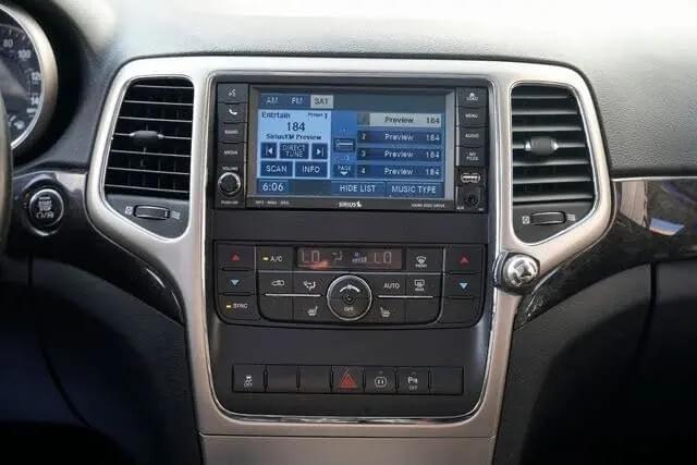 2011 Jeep Grand Cherokee Laredo