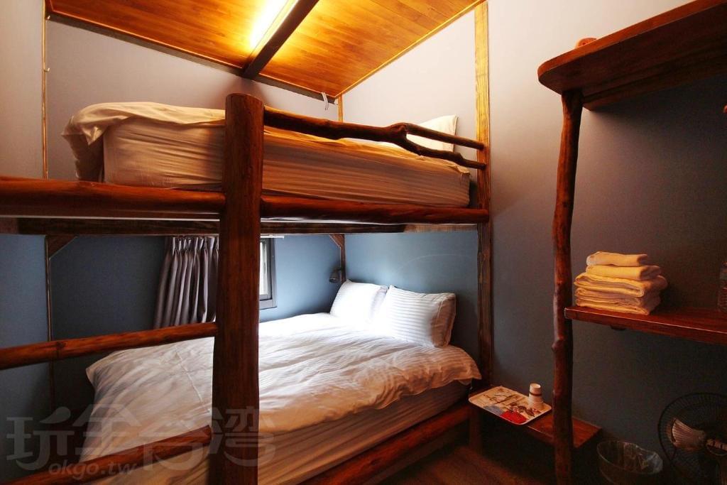 We provide a variety of outdoor activities, allowing you to deeply explore the beautiful scenery of Sun Moon Lake. nature exploration activities Our service Heart Bath Bay is a place that combines homestays and luxury camping in a natural accommodation space, allowing travelers to relax and take a slow trip in the mountains and forests of Sun Moon Lake. We provide a variety of outdoor activities, allowing you to deeply explore the beautiful scenery of Sun Moon Lake. nature exploration activities Our service Heart Bath Bay is a place that combines homestays and luxury camping in a natural accommodation space, allowing travelers to relax and take a slow trip in the mountains and forests of Sun Moon Lake.
