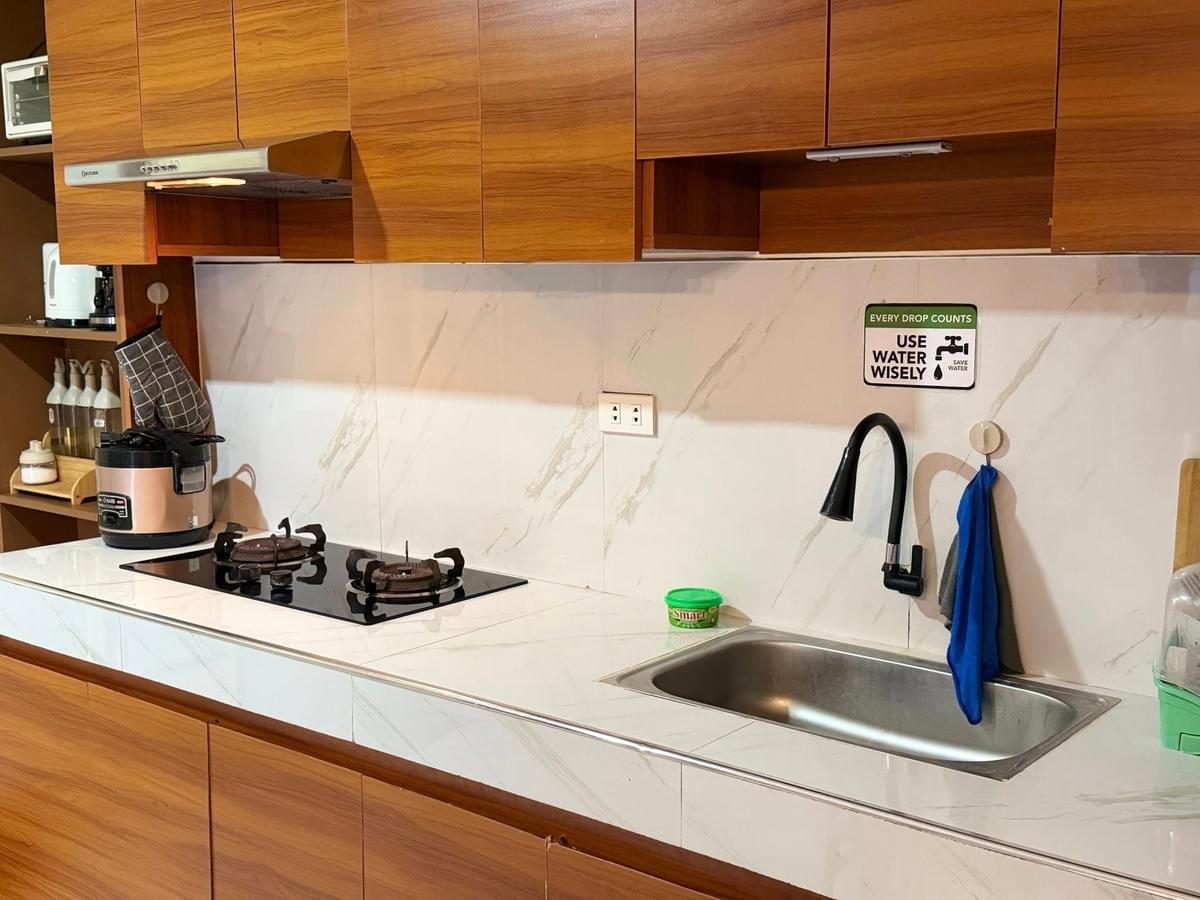 Bay Mau Homestay with generator- near Dahican beach