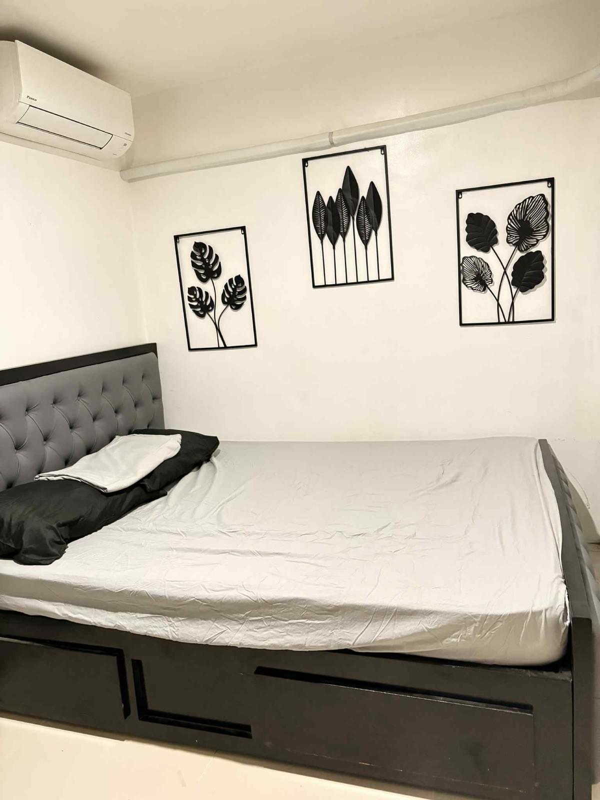 Cozy 2BR w/ Master Bath | Tigatto Deca Homes